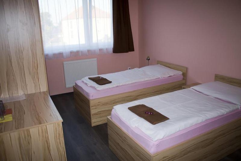 Penzion Na Rozku Sliač Zimmer foto